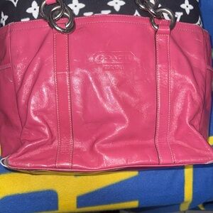 Coach t Pink Vintage Shoulder Bag pre loved